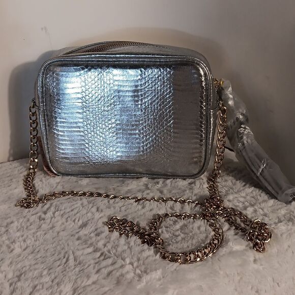 Victoria's Secret Metallic Silver Croc Embossed Crossbody Purse - Picture 6 of 8